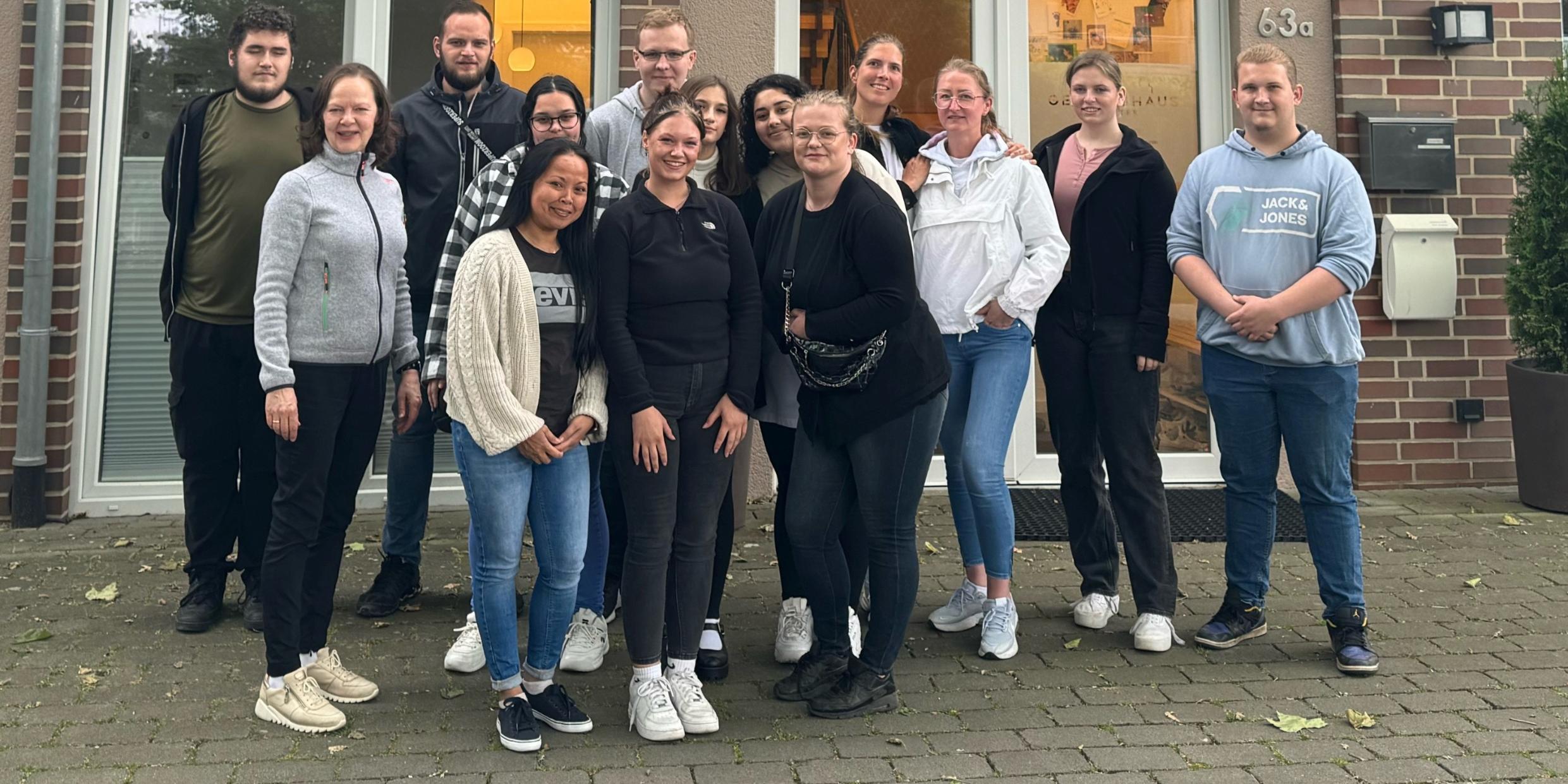 Pflegeauszubildende des Kurses 80 besuchten das „Geburtshaus“ in Münster.