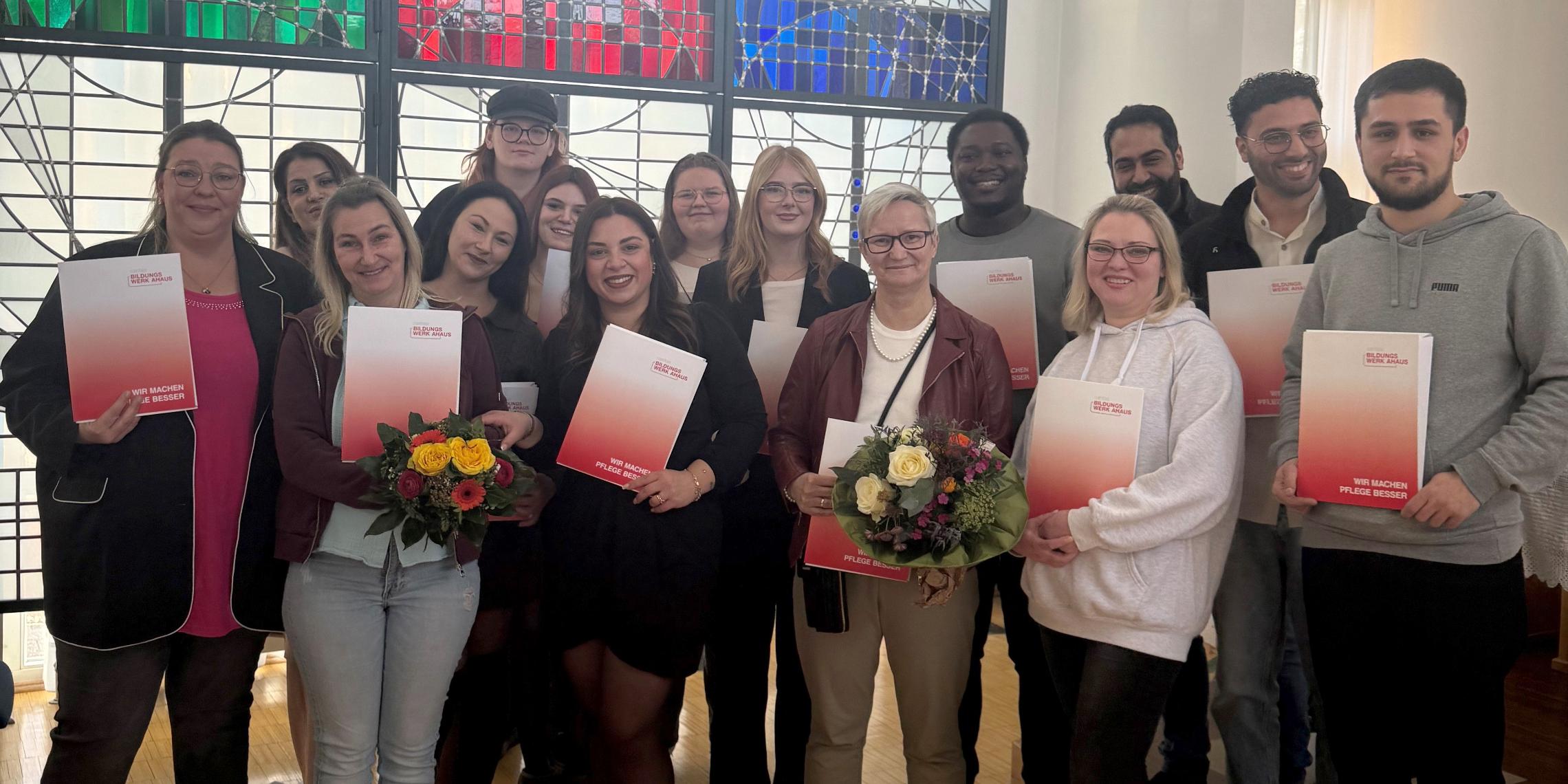 Die Absolventinnen und Absolventen des Kurses B2.